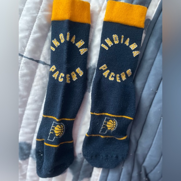Indiana Pacers youth socks - Picture 1 of 2